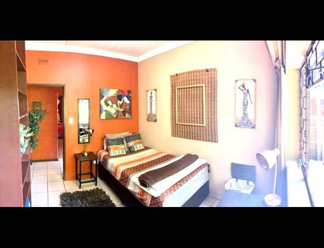 1 bed property to rent in FONTAINEBLEAU